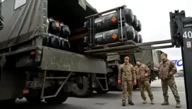 "Останется уязвимой": Пентагон приостановил поставку обещанных Украине ракет и боеприпасов, — Politico