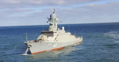 Россия вывела в Черное море один военный корабль