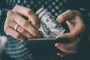 Что покупать, а что продавать: эксперты дали советы украинцам, куда сейчас вкладывать деньги