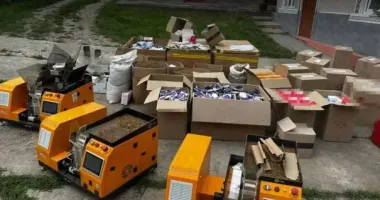 У Харкові викрили підпільну фабрику, яка випускала 45 тисяч пачок сигарет на добу