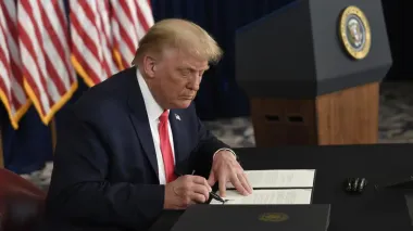 Трамп отменил санкции против нескольких российских учреждений: среди них "Рособоронэкспорт"