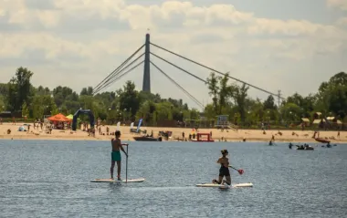 Спека наступає. Де в Києві можна безпечно відпочити біля води