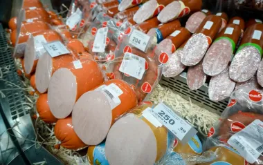 Худшая колбаса в магазинах, которую позиционируют как полезную
