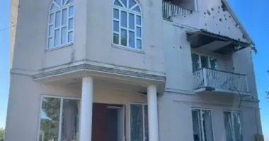 Ворог обстріляв два райони Дніпропетровщини: загинув чоловік, пошкоджено десятки будинків