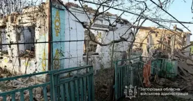 РФ накрыла Запорожскую область из авиации и РСЗО: разрушены жилые дома