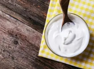 Борщ тепер будемо їсти без сметани: ціни на продукт різко зросли