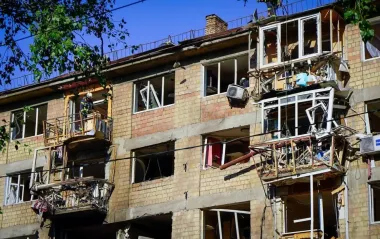 Киев оправляется после ночной атаки: видео с места ударов