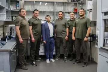 Екоінспекція отримала інструмент, що виявляє смертельний азбест: вперше в Україні