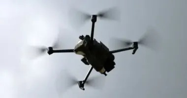 На Чернігівщині російський дрон поранив листоношу: він у лікарні