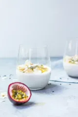 Добавьте один продукт к молоку и оставьте на ночь: утром получите вкусный и питательный йогурт