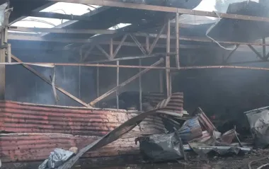 Пошкоджені приміщення та зруйнована будівля: фото наслідків атаки РФ по Запоріжжю