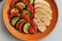 "Обед, спасающий сосуды": вкусный рататуй с запеченной индейкой по рецепту врача