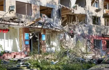 Як літня пара рятувалася від атаки РФ у Києві: щемливе фото