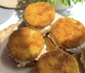 Кабачковые сэндвичи с крабовой начинкой: идеальная закуска сезона