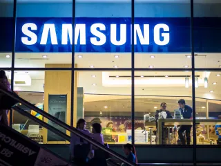 Крах гиганта: как Samsung теряет деньги из-за ИИ и при чем здесь смартфоны