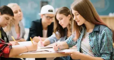 Не всім по кишені: навчання у вишах України у 2025 році подорожчало майже на третину