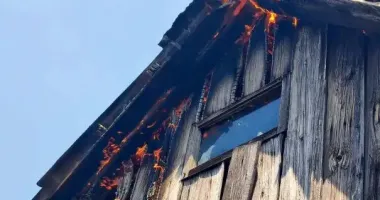 Росіяни атакували Дніпропетровщину: є поранені, понівечені будинки