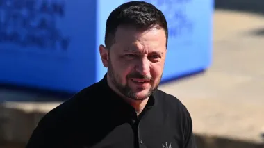 Зеленский анонсировал в июле совещание с послами