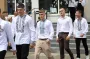 "Это печальная статистика": 11-классники заканчивают украинские школы дистанционно, чтобы уехать за границу