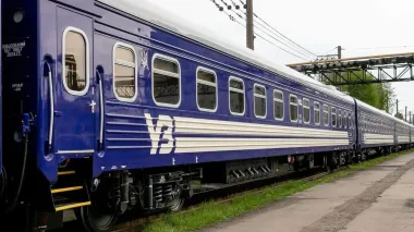 Из-за штормовой погоды в Закарпатье и за рубежом "Укрзалізниця" меняет расписание ряда поездов