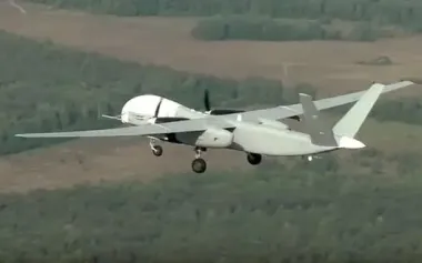 Russian reconnaissance drone "Altius" crashes onto buildings in Kazan: electronic warfare blamed. VIDEO