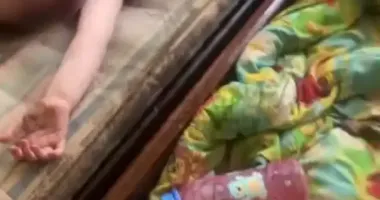 В Кривом Роге обнаружили ребенка, которого мать оставила среди грязи и фекалий