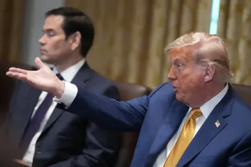Он плохой человек: Трамп резко высказался о Путине и пообещал "сюрприз" (видео)
