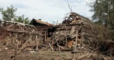 Из-за российских обстрелов общины на Запорожье ранена женщина и разрушены дома