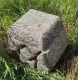 На Днепропетровщине обнаружили старинное надгробие с загадочной надписью (фото)
