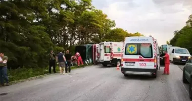 Аварія з двоповерховим автобусом у Дніпрі: в якому стані постраждалі