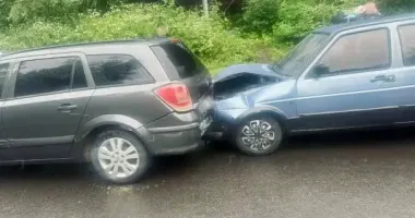 На Івано-Франківщині зіткнулися два авто на пішохідному переході: подробиці події