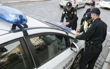 У Києві сталася стрілянина: виявлено тіло чоловіка із вогнепальним пораненням
