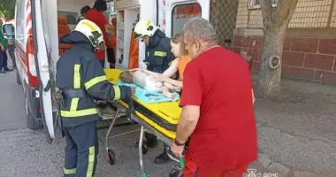 На Дніпропетровщині 2-річна дитина випала з вікна п’ятиповерхівки