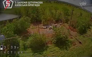 5th SAB fighters attacked Russians with kamikaze drones, including group hiding in shelter. VIDEO