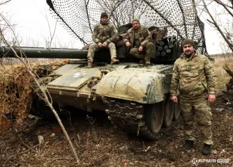 Россияне украли разработку ВСУ по защите танков "капюшон" и запатентовали ее