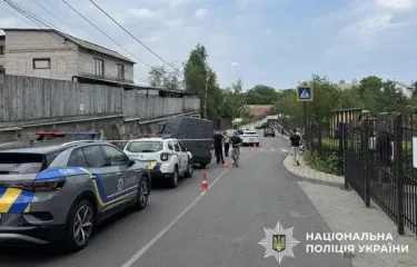 Поліція розслідує жахливу ДТП на Київщині: під колесами автобуса загинула дитина