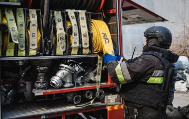 Удар Росії по центру Харкова: зачепило пологовий будинок, кількість поранених зростає