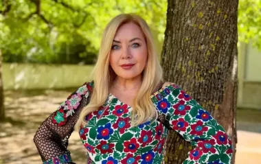 68-річна Оксана Білозір вразила сміливим фото без макіяжу