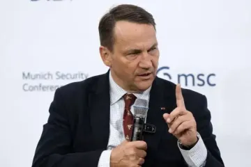 Сікорський втішений зміною риторики Трампа щодо Кремля, але є одне "але"