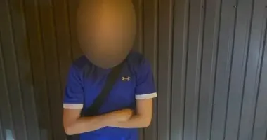 Дитина загубилася дорогою додому: у Дніпрі на зупинці виявили схвильованого хлопчика