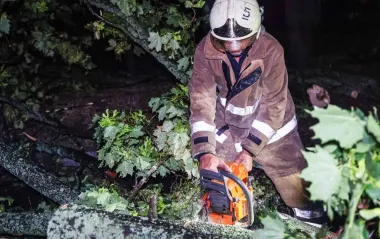У Харківській області негода знеструмила близько 30 тисяч абонентів