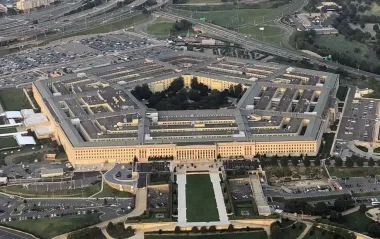Зупинка постачання зброї США для України: ЗМІ назвали ім'я винуватця