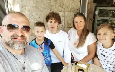 "Надо адвокаты": Вирастюк честно сказал, в каких отношениях остался с экс-женой после развода