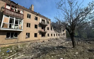 РФ завдала три авіаудари по Костянтинівці: пошкоджено п'ять будинків і школу