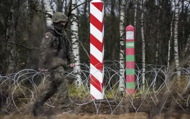 На кордоні Польщі з Білоруссю мігрант напав на прикордонника