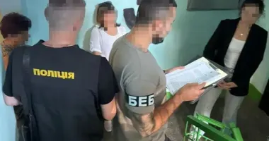Заволоділи мільйонами: у Києві викрили масштабну аферу з фіктивною паліативною допомогою