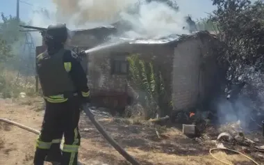 Russians attacked three districts of Dnipropetrovsk region: woman was injured, houses, administrative building and gas pipeline were damaged. PHOTOS