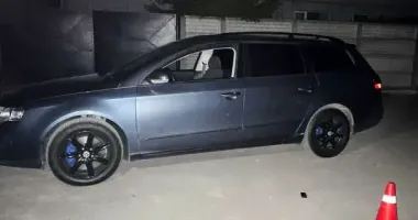 В Ровенской области мужчина угрожал ножом и пытался угнать авто