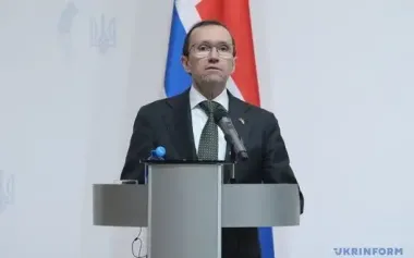 Norwegian Foreign Minister Eide on US-NATO arms deal for Ukraine: Signal to Kremlin that we stand united