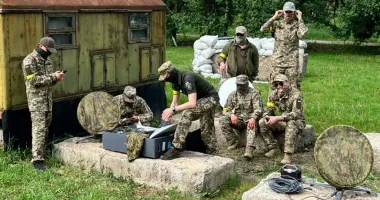 Для защиты от РФ: Дания впервые предоставит Украине терминалы спутниковой связи